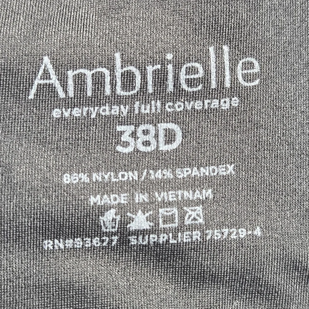 Ambrielle Women Bra 38D Black Everyday Full‎ Coverage T Shirt Underwired